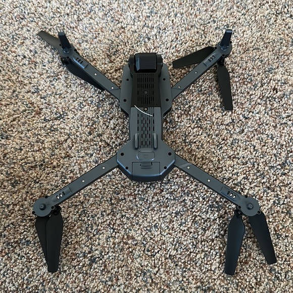 Drone with camera - Picture 6 of 14